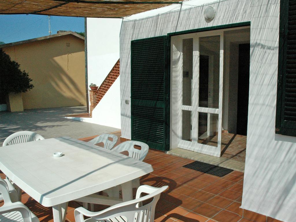 Casa Del Mandorlo Apartamento Marina di Campo Quarto foto